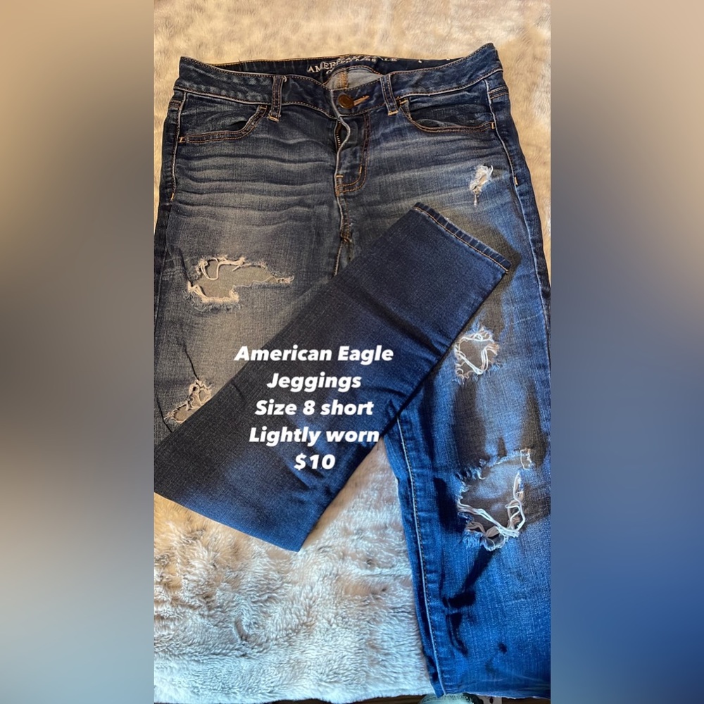 Various American Eagle jeans